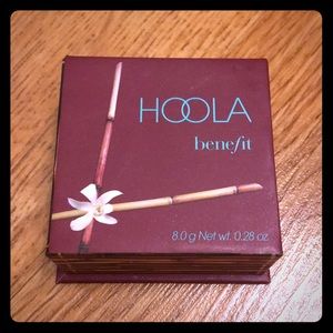 ⭐️Benefit Hoola Bronzer